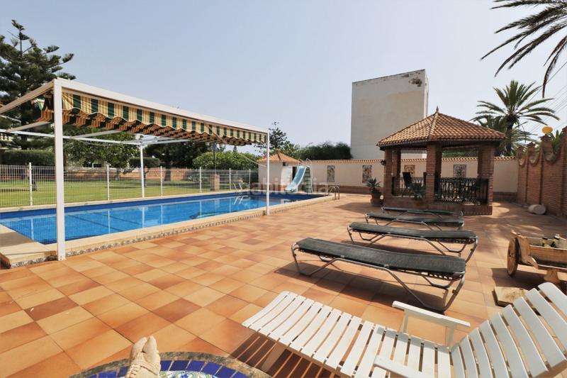 Foto f454a98e-d9e5-4432-b3da-410c15da3a79. Maison dans Cabo Roig Orihuela