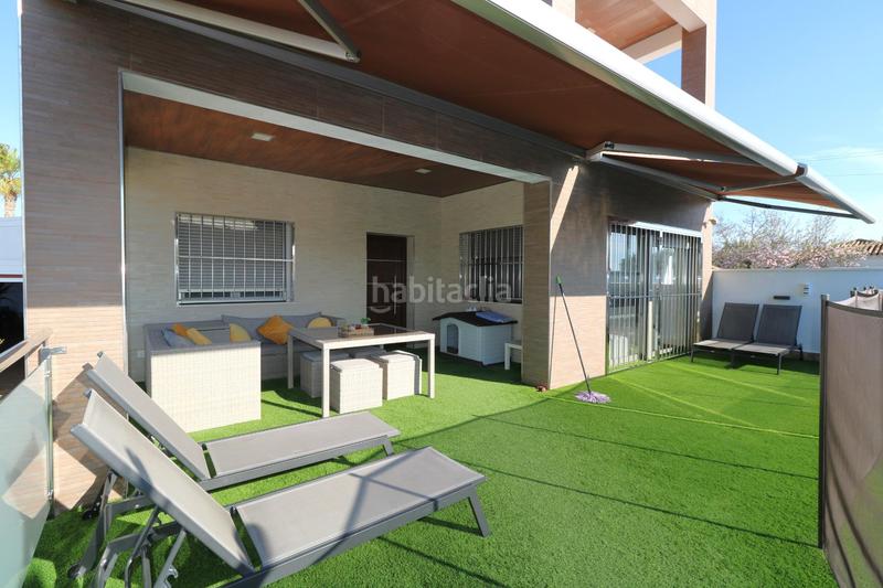 Foto 111c15ca-45fd-4a19-b107-719f62d422e8. Casa a Zona Carrefour - Urbanizaciones Torrevieja