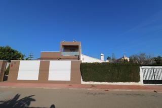Casa en Zona Carrefour - Urbanizaciones