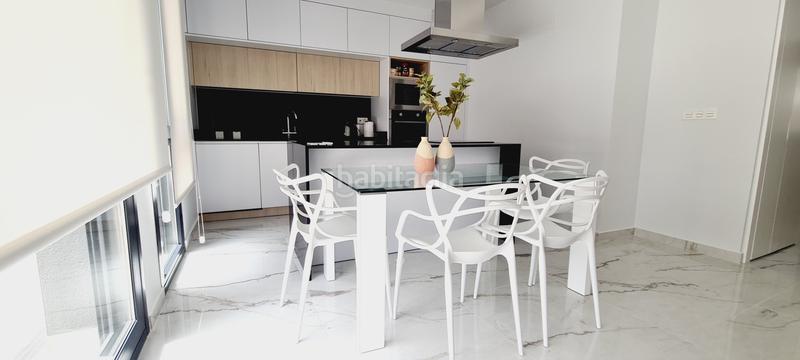 Foto 2f1a3eaa-94d2-4251-817d-b3fc51b2c85e. Apartment with parking pool in Los Almendros Orihuela