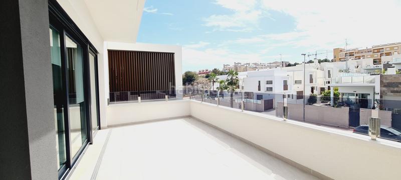 Foto ab56650f-b54f-482b-b343-73383470f823. Appartement mit parking pool in Los Almendros Orihuela