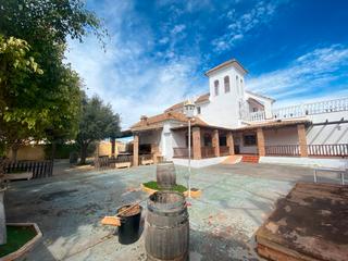 Local commercial à La Regia