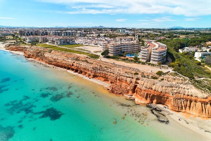 Foto ba81a002-1fa1-4873-b98d-0979cb27adc0. Casa en Campoamor Orihuela