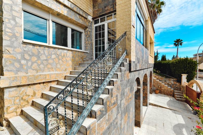 Foto c5f89659-6526-458e-860e-f318f94fac37. Casa en Campoamor Orihuela