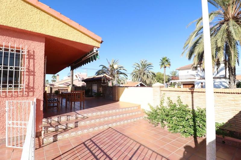 Foto ad38bc50-78a8-4482-a490-1762959e6dd7. Casa en Cabo Roig Orihuela