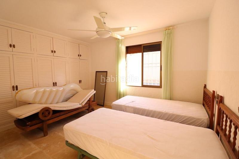 Foto 3a09bbd9-d31a-4fb0-af63-ea681be57012. Maison dans Cabo Roig Orihuela