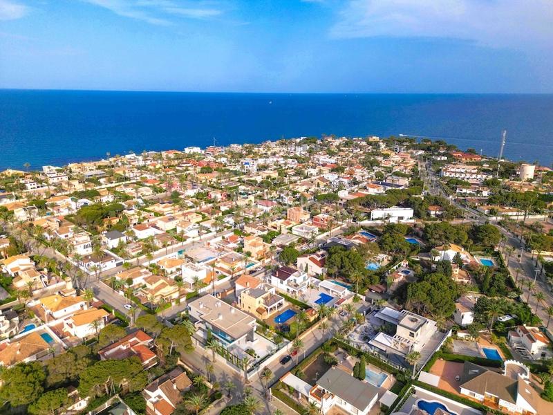 Foto 6df3e59d-14b3-4106-bbaf-912059db9c50. Casa in Orihuela ciudad Orihuela