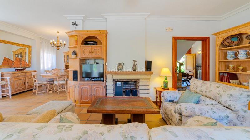 Foto a8006ce2-611a-47a1-848f-f5b59eeae2e3. Maison dans Orihuela ciudad Orihuela