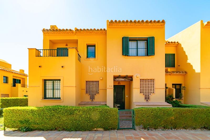 Foto c286af15-f382-4870-9734-203dd3b500ab. Casa adosada en Levante Alto Benidorm