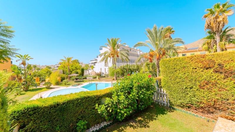 Foto 97b682ef-d2b8-4141-90c9-71df312f55c5. Maison jumelée dans Levante Alto Benidorm