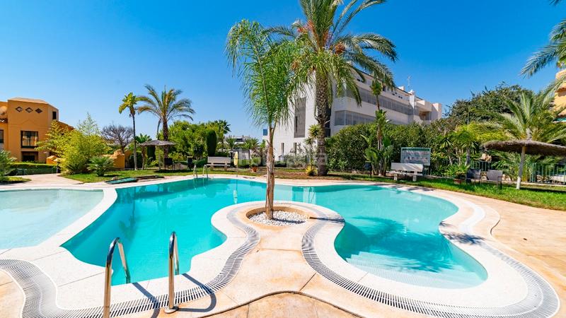 Foto ad8513d7-576f-4d70-89f2-83d7b3d121b0. Maison jumelée dans Levante Alto Benidorm