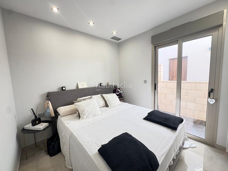 Foto 8fb6bcaf-65a8-4822-b698-f7e14d6ae55a. Maison dans Los Almendros Orihuela