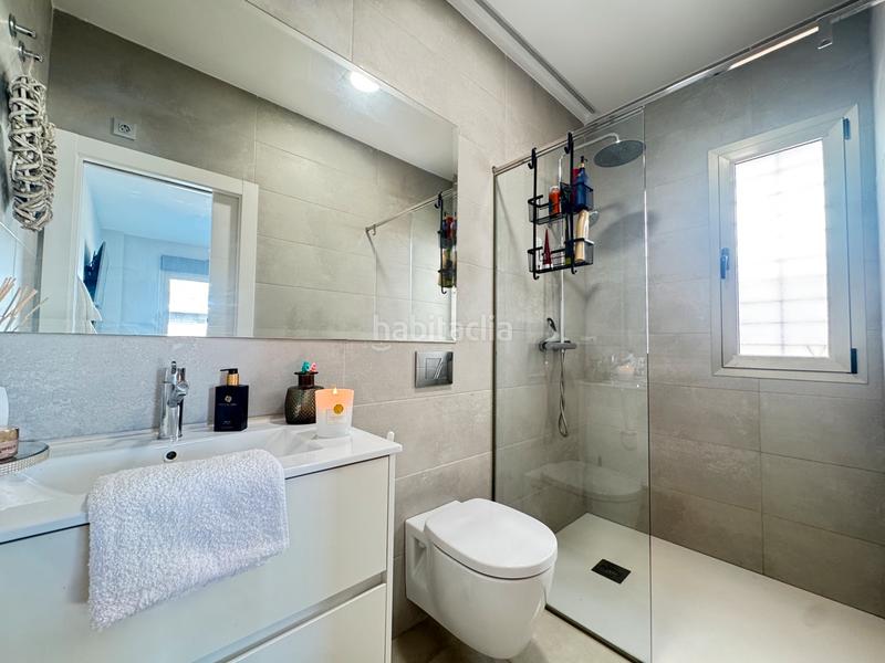 Foto 9b79bf2c-8c72-4447-8b2b-669bcc1f1f4f. Maison dans Los Almendros Orihuela