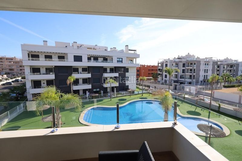 Foto f245a4a8-cf7e-42af-847a-a94e746e4111. Apartament a Los Almendros Orihuela