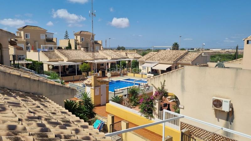 Foto 243e3ffd-26a5-4c24-8a6c-220cee49a2ed. Semi detached house with pool in La Marina Elche / Elx