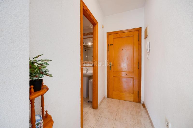 Foto e8a25454-6b62-490b-9fae-44bdc9f8add5. Apartament a Zona Playa de los Locos Torrevieja