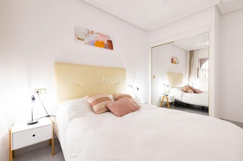 Foto cc9550a2-f010-43df-8ad4-a6375860c391. Apartment in El Acequión Torrevieja