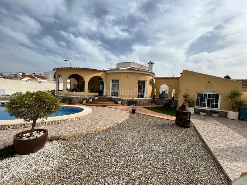 Foto d00bcc3c-83ef-4c23-afde-36bfe4139cda. Casa con piscina in El Molino Torrevieja