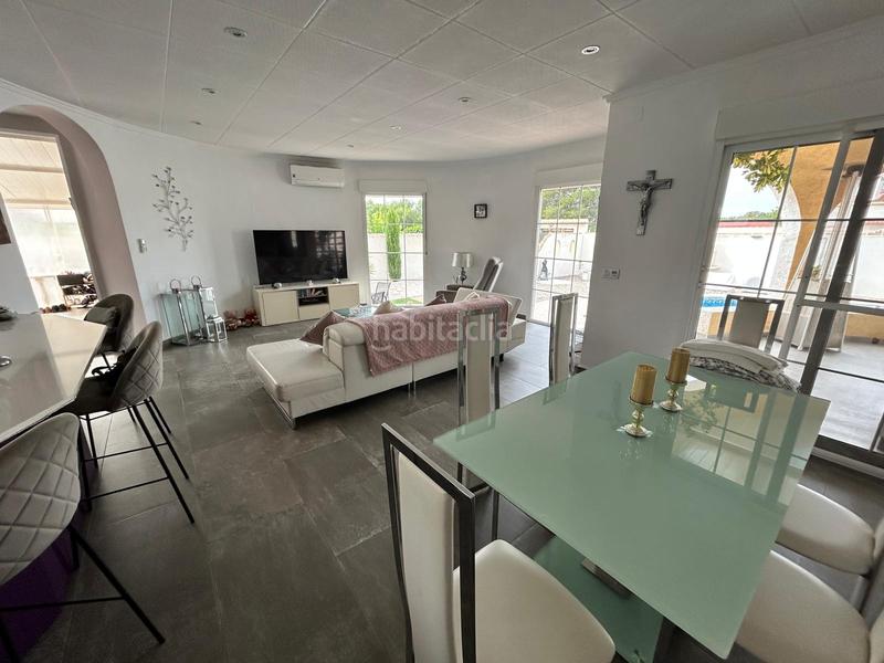 Foto 5c469ba6-4ed3-4b94-bf9f-5f9d3ab570c7. House with pool in El Molino Torrevieja