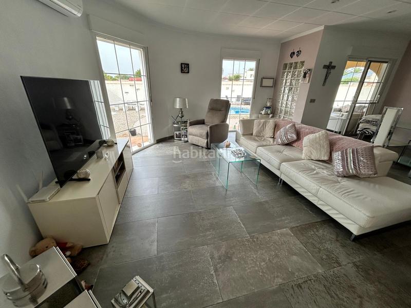 Foto f4e7751f-d51d-4e52-acd3-beb699743f6b. House with pool in El Molino Torrevieja