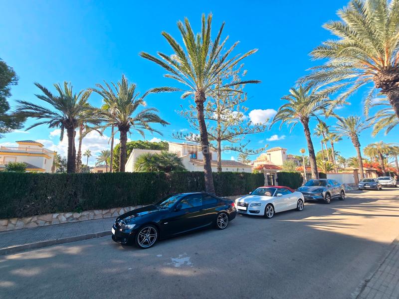 Foto eac7e5c5-89ef-445f-ab5a-8b0c4ec001ab. House in Cabo Roig Orihuela