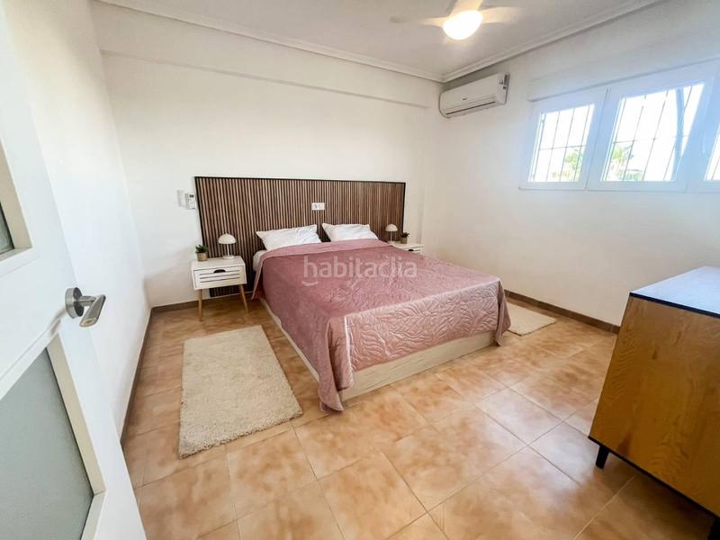 Foto 16231f8e-b28d-4ecd-83a7-014046742ab5. Apartamento en Punta Prima Torrevieja