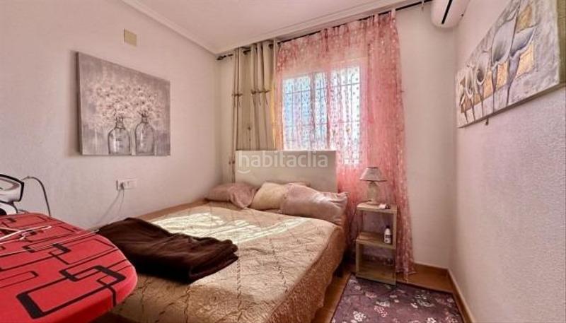 Foto dc6f0570-22f9-4c5c-a790-31e7d0ffd56d. Semi detached house in La Florida Orihuela