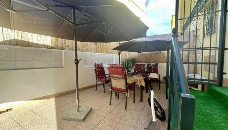 Foto fc2a4203-38fa-42fd-9326-17b4d0d72641. Semi detached house in La Florida Orihuela