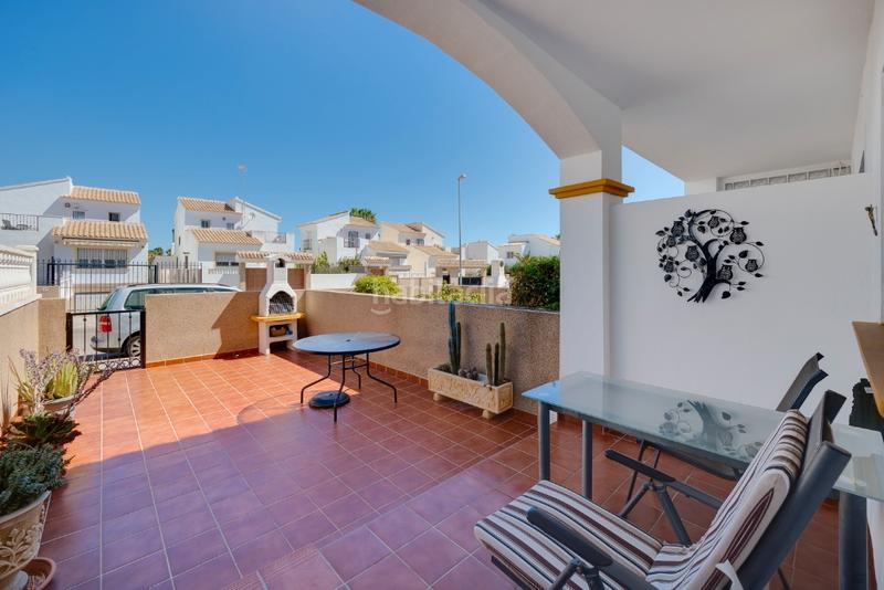 Foto 15d44dcf-33c4-4a8e-9dd8-2cdba7a2270f. Semi detached house in El Molino Torrevieja