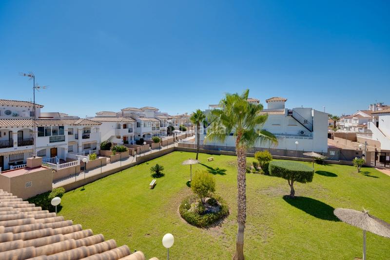 Foto 9fa76aae-5378-415b-a035-863cbf4968f4. Semi detached house in El Molino Torrevieja