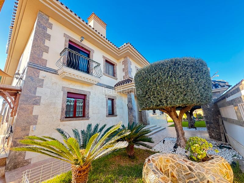 Foto b6cc7e12-7d37-4361-87db-0a0bbdd832cf. Maison dans Orihuela ciudad Orihuela