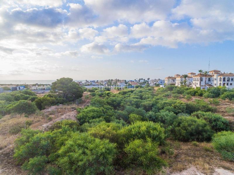 Foto f0fdde94-4e41-471c-b5b5-f6c140f6a0e5. Appartement in Playa Flamenca Orihuela