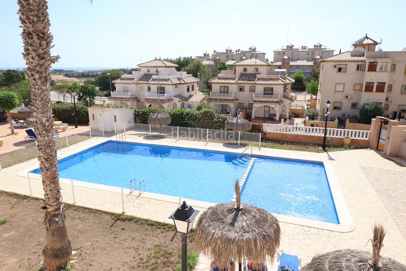 Foto 2f3a093c-b2e2-4014-b903-556d28c37e97. Casa a schiera in Lomas de Cabo Roig - Los Dolses Orihuela