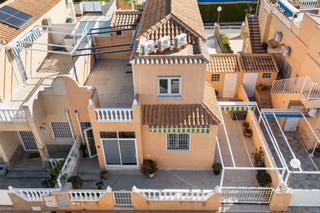 Semi detached house in El Molino