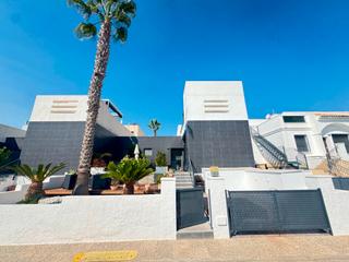 Semi detached house in Orihuela Ciudad