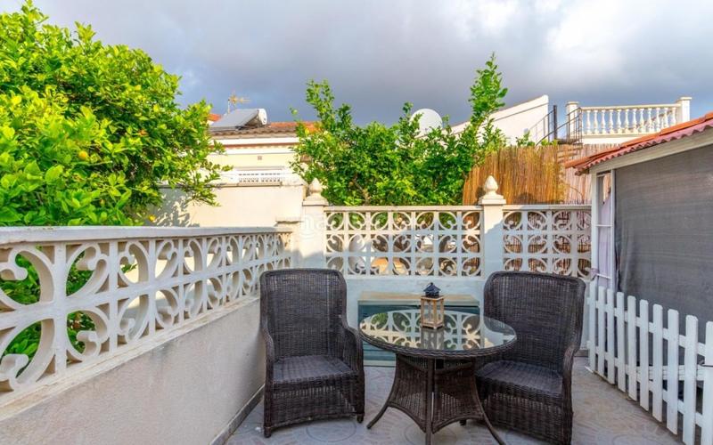 Foto e9646e69-efa9-4ec7-9de0-5ed1b1f4d112. Casa a Orihuela ciudad Orihuela