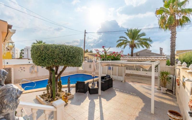 Foto 6f6ec766-006c-4bcf-a18e-34da1348df8c. Maison dans Orihuela ciudad Orihuela