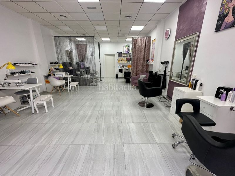 Foto 5965e398-8d05-40ed-bd86-f44b5227f439. Local comercial a La Zenia Orihuela