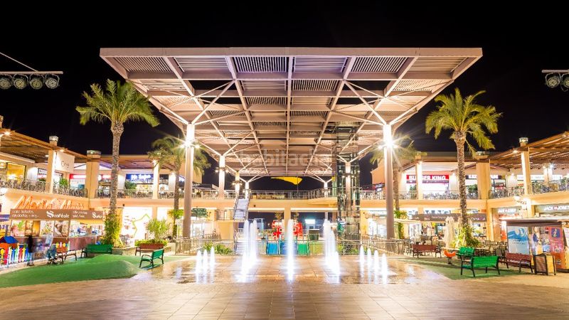 Foto 5f8a7655-8a67-4302-81a2-b0d7e191e850. Local comercial a La Zenia Orihuela