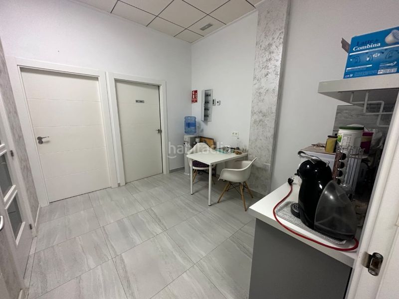 Foto 6cdf894e-aace-4505-9656-fb4c4ad74f43. Local comercial a La Zenia Orihuela