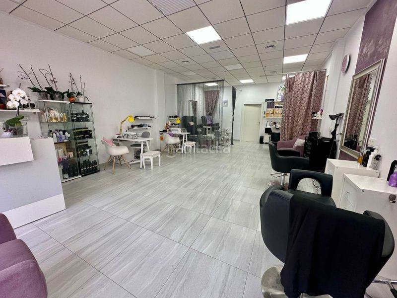Foto b12f368a-78e7-455a-96c2-b4ef8355957f. Local comercial a La Zenia Orihuela