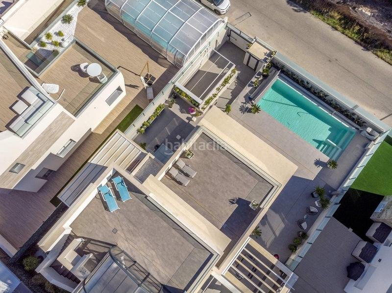 Foto 70d5f0f6-3801-4be0-8f1f-52d67ef87219. Casa a Campoamor Orihuela