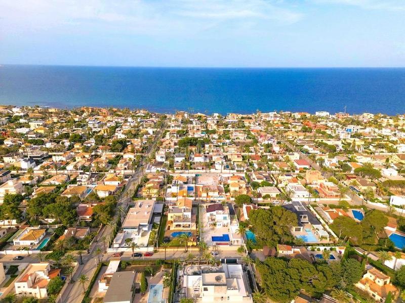 Foto 4ac26ae0-6c3b-471a-b816-833c8dbada0a. Maison dans Cabo Roig Orihuela