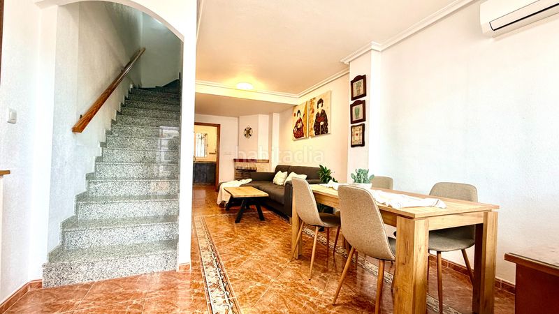 Foto dd8e8795-06ea-415a-b72c-12a5d0f36bca. Casa adossada amb aparcament piscina a La Zenia Orihuela