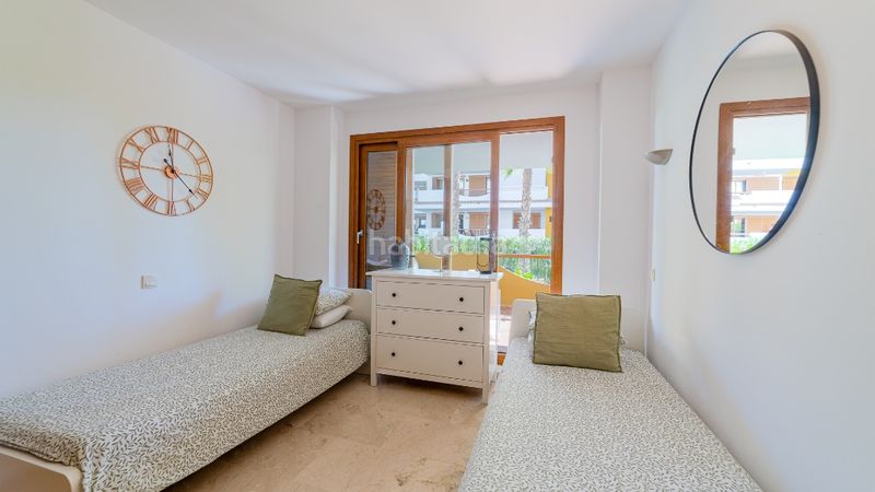 Foto ea8c3f0c-0b4b-4d6c-9c6c-6bd29a3aa7a8. Apartament a Punta Prima Torrevieja