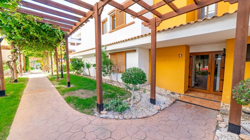 Foto c41d51eb-6e28-4a7f-b73a-d5d36a8cf40b. Apartamento en Punta Prima Torrevieja