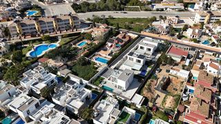 Wohngrundstück in Orihuela Ciudad