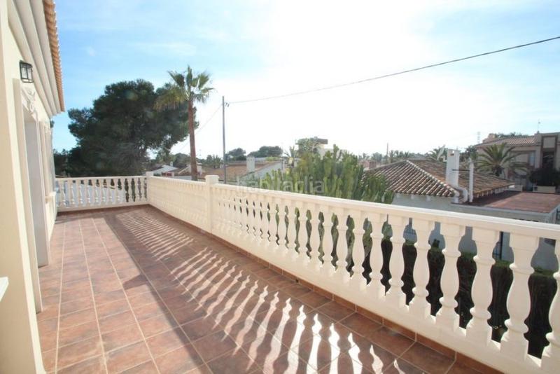 Foto ca743f16-b043-4621-8078-71e526a95e70. Casa en Cabo Roig Orihuela