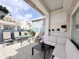 Casa adossada a Parque Acuático - Sector 25