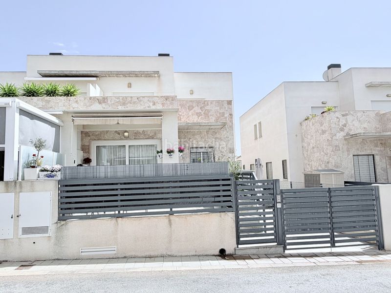 Foto 546367a4-800d-46e8-9061-b094fdff62fe. Casa adossada amb aparcament piscina a Parque Acuático - Sector 25 Torrevieja